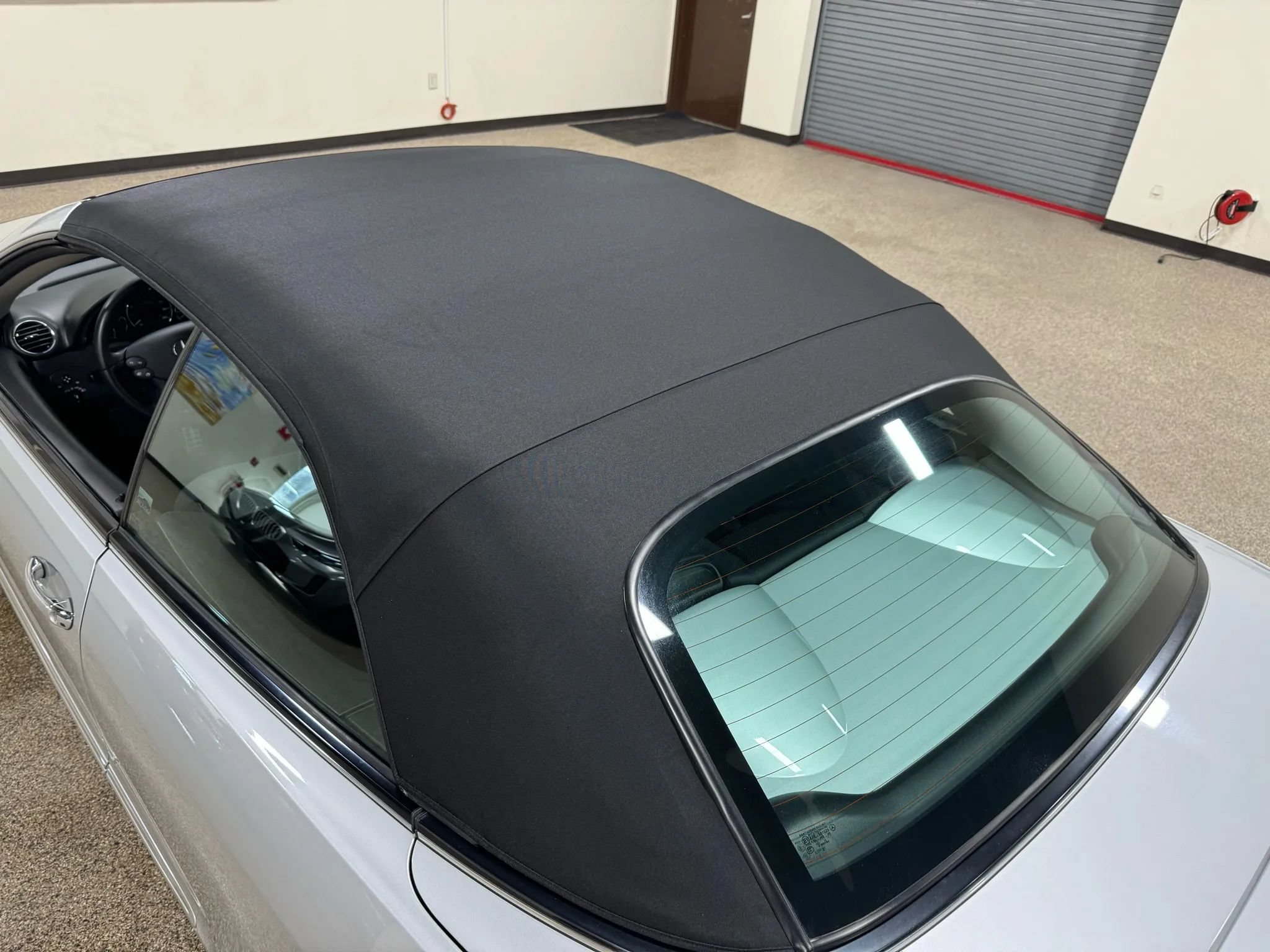 Used 2005 Mercedes-Benz CLK 320 Cabriolet image 25