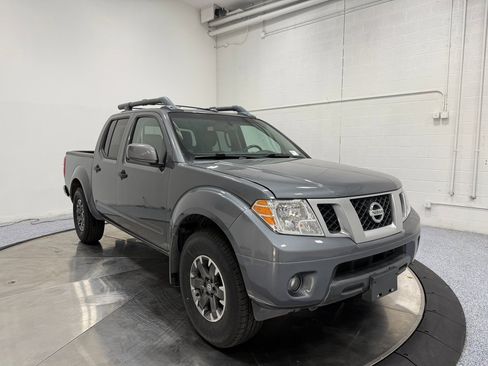 Used 2020 Nissan Frontier PRO-4X w/ Pro-4x Utility Package image 1