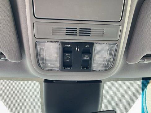 Used 2022 Honda Odyssey EX-L image 19