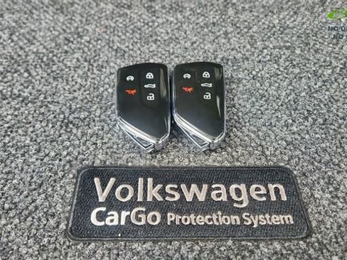 Used 2026 Volkswagen Atlas Cross Sport SEL Premium R-Line AWD/4WD image 64