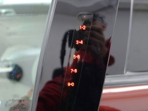 Used 2012 Ford Explorer XLT image 10