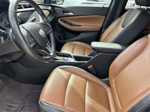 Used 2020 Buick Encore GX Essence w/ Advanced Technology Package image 11