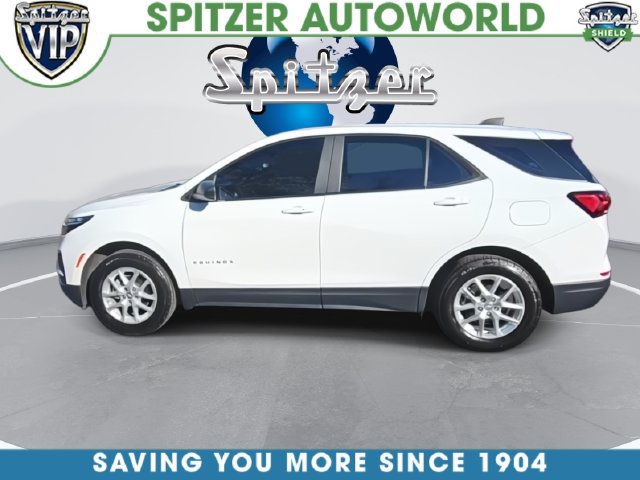 Used 2022 Chevrolet Equinox LS w/ LPO, Floor Liner Package AWD/4WD image 11