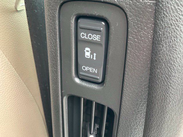 Used 2022 Honda Odyssey Elite image 24