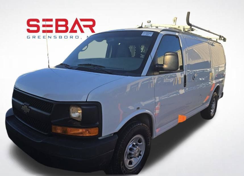 Used 2015 Chevrolet Express 2500 RWD image 1