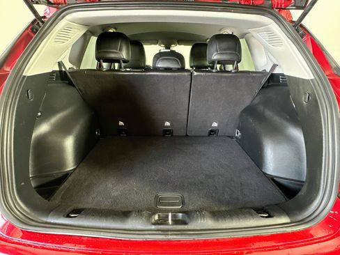 Used 2018 Jeep Compass Latitude w/ Popular Equipment Group FWD image 26