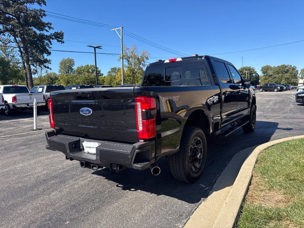 Used 2023 Ford F250 Lariat w/ Sport Appearance Package AWD/4WD image 4