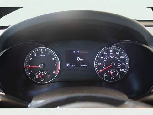 Used 2019 Kia Optima S image 23
