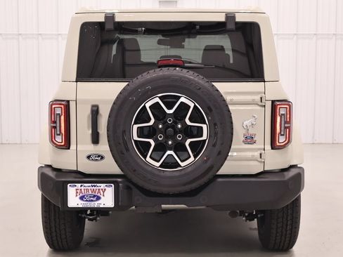 New 2026 Ford Bronco Outer Banks AWD/4WD image 7