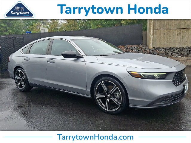 Used 2023 Honda Accord Sport image 1