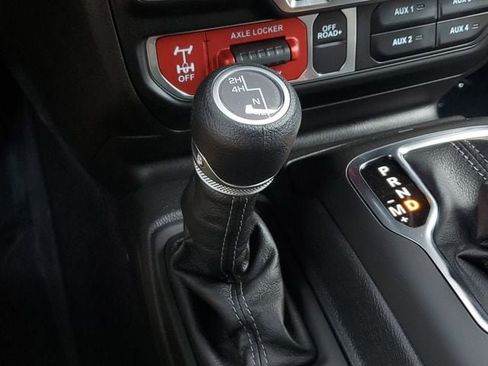 New 2025 Jeep Wrangler Unlimited Sport image 34