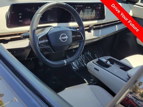 Used 2023 Nissan Ariya FWD image 5