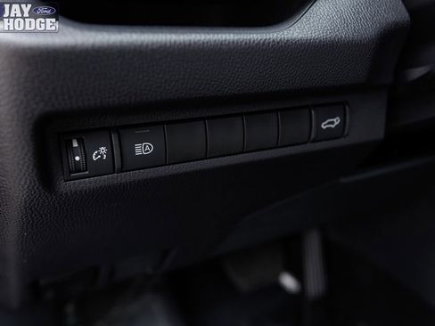 Used 2024 Toyota RAV4 XLE Premium image 23