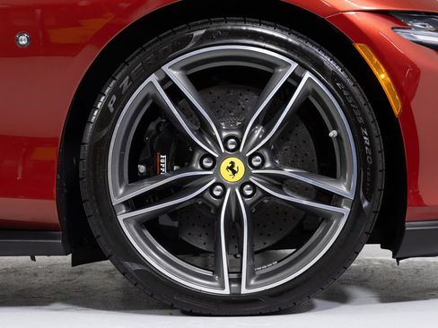 Used 2022 Ferrari Roma image 21