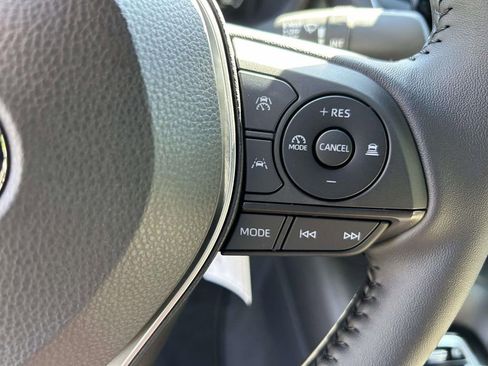 New 2026 Toyota Corolla SE w/ SE Premium Package FWD image 19