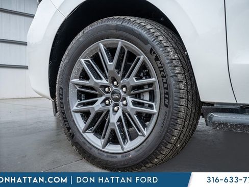 New 2026 Ford Expedition Max Platinum w/ Stealth Appearance Package AWD/4WD image 43