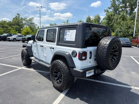 Used 2019 Jeep Wrangler Unlimited Sport S AWD/4WD image 4