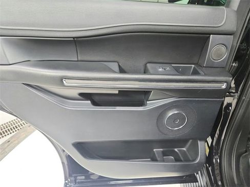 Used 2018 Ford Expedition XLT w/ Equipment Group 201A image 35