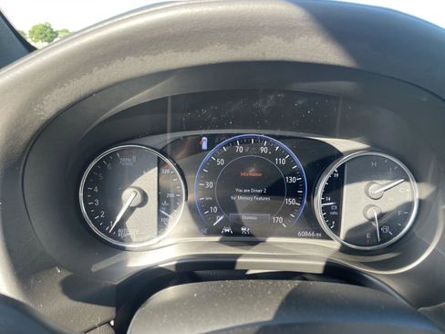 Used 2022 Buick Enclave Avenir w/ Avenir Technology Package image 12