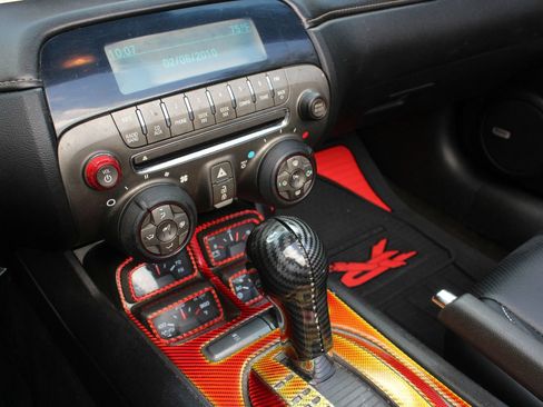 Used 2012 Chevrolet Camaro SS RWD image 27