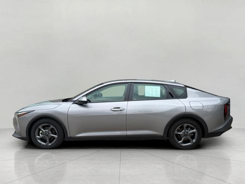 Used 2025 Kia K4 FWD image 51