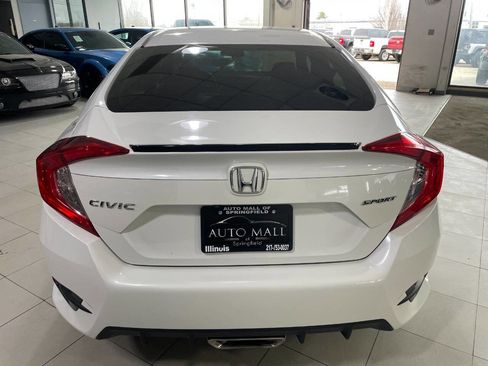 Used 2019 Honda Civic Sport image 6