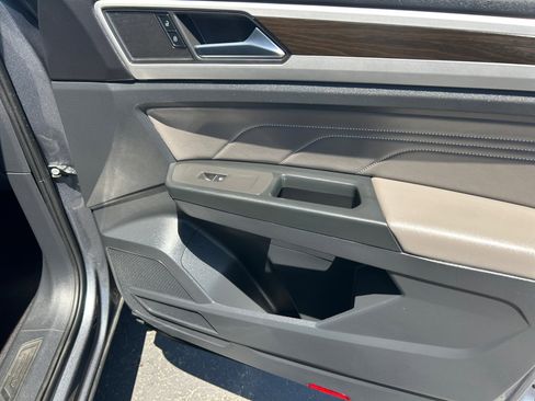 Certified 2022 Volkswagen Atlas SE AWD/4WD image 16