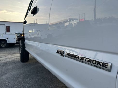 Used 2019 Ford F250 XLT w/ FX4 Off-Road Package AWD/4WD image 14