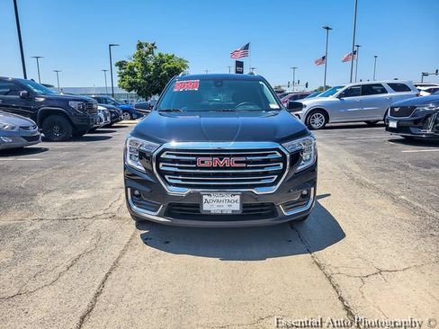 Certified 2023 GMC Terrain SLT w/ LPO, Floor Liner Package FWD image 7