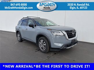 Used 2022 Nissan Pathfinder SL video 1