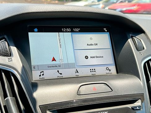 Used 2018 Ford Focus SEL FWD image 13