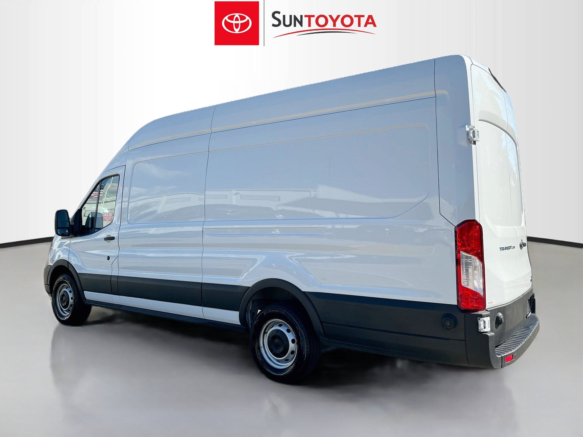 Used 2025 Ford Transit 250 148 High Roof Extended w/ Load Area Protection Package RWD image 6