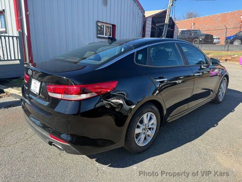 Used 2016 Kia Optima LX image 4