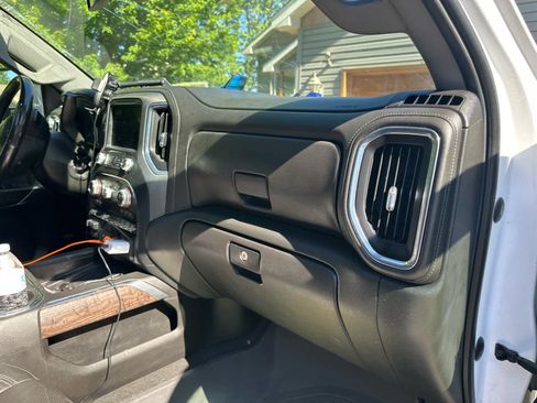 Used 2022 GMC Sierra 2500 Denali AWD/4WD image 6