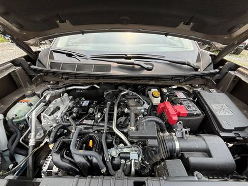 Used 2026 Nissan Kicks SV FWD image 31