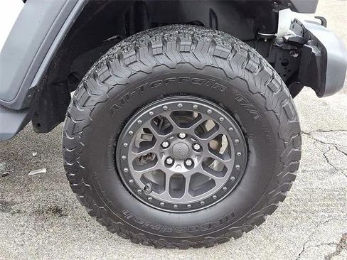 Certified 2022 Jeep Wrangler Unlimited Sport image 27