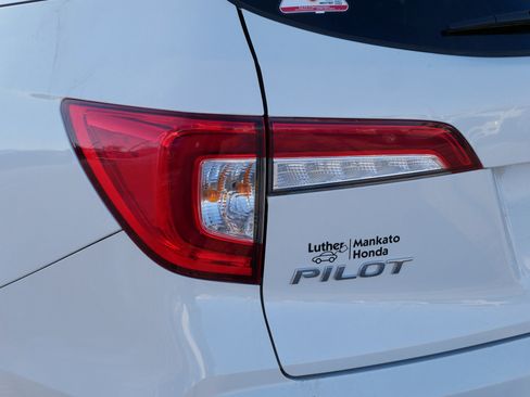 Used 2020 Honda Pilot EX image 17