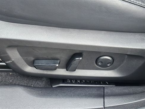 Used 2023 Mitsubishi Outlander SE image 20