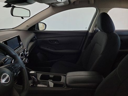 Used 2024 Nissan Sentra S FWD image 17