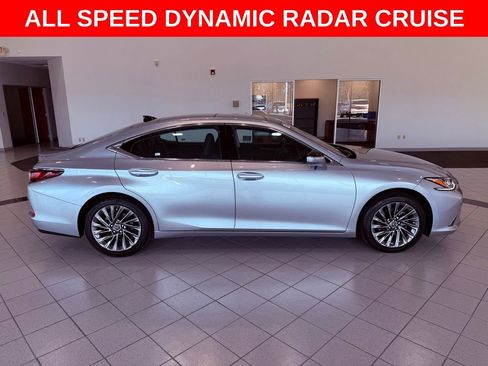 Certified 2024 Lexus ES 350 w/ Luxury Package image 8