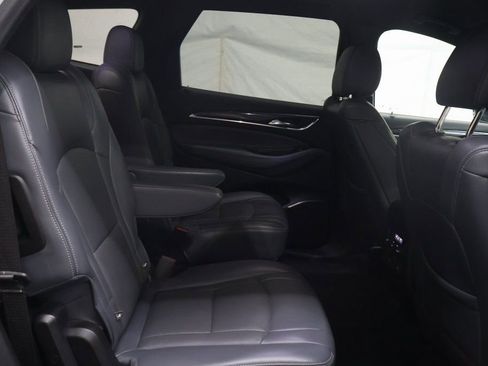 Used 2022 Buick Enclave Premium AWD/4WD image 13