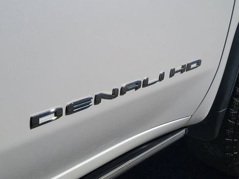 Certified 2024 GMC Sierra 2500 Denali Ultimate image 7