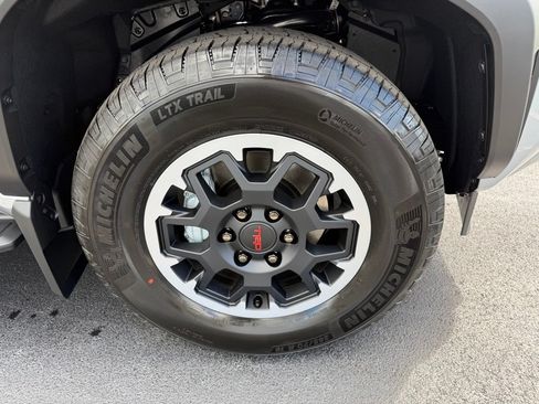New 2026 Toyota 4Runner TRD Off-Road Premium AWD/4WD image 8