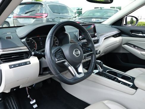 Used 2019 Nissan Altima 2.5 Platinum AWD/4WD image 24
