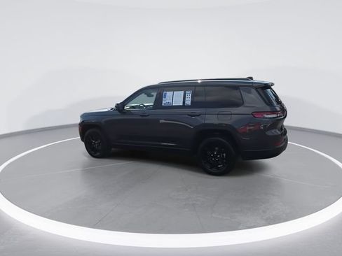 Used 2024 Jeep Grand Cherokee L Laredo AWD/4WD image 6