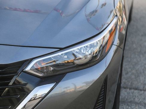 Used 2024 Nissan Sentra SV image 4