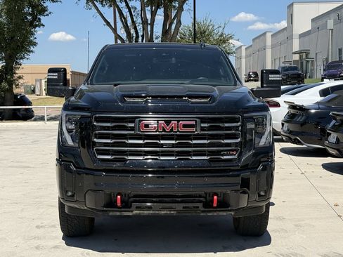 Used 2025 GMC Sierra 2500 AT4 AWD/4WD image 7