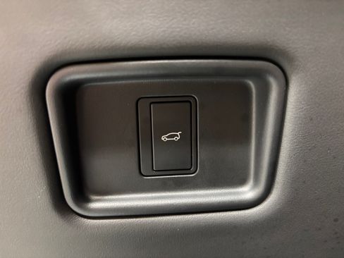 Used 2026 Land Rover Range Rover Long Wheelbase SE AWD/4WD image 21