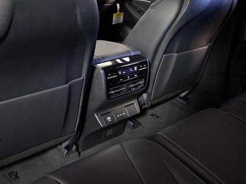 Certified 2026 Acura MDX SH-AWD w/ Technology Package image 16