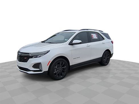 Certified 2023 Chevrolet Equinox RS w/ RS Leather Package image 4